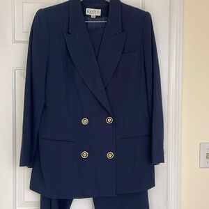 Atrium Collection vintage 3-piece navy blue suit